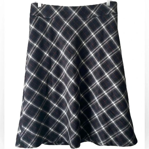 TALBOTS | Beyond Retro Vintage Wool Blend Midi Plaid Skater Black Skirt Size 16P - Picture 1 of 6